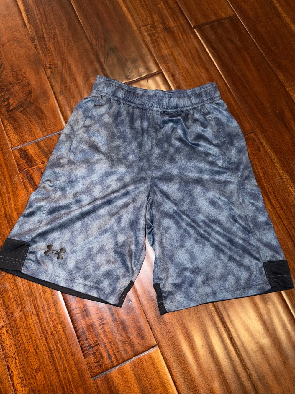 UA youth athletic shorts - size M